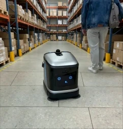 Aplikace robotů pro čištění skladů v evropských skladech